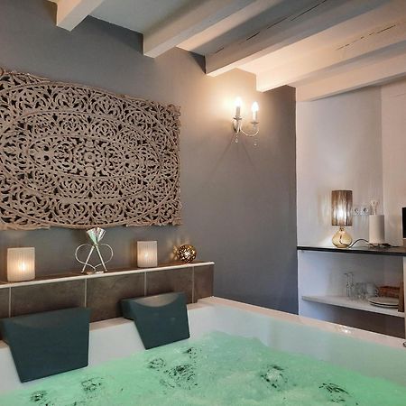 Charme Au Fil De L'Eau Hotel Vendieres Bagian luar foto