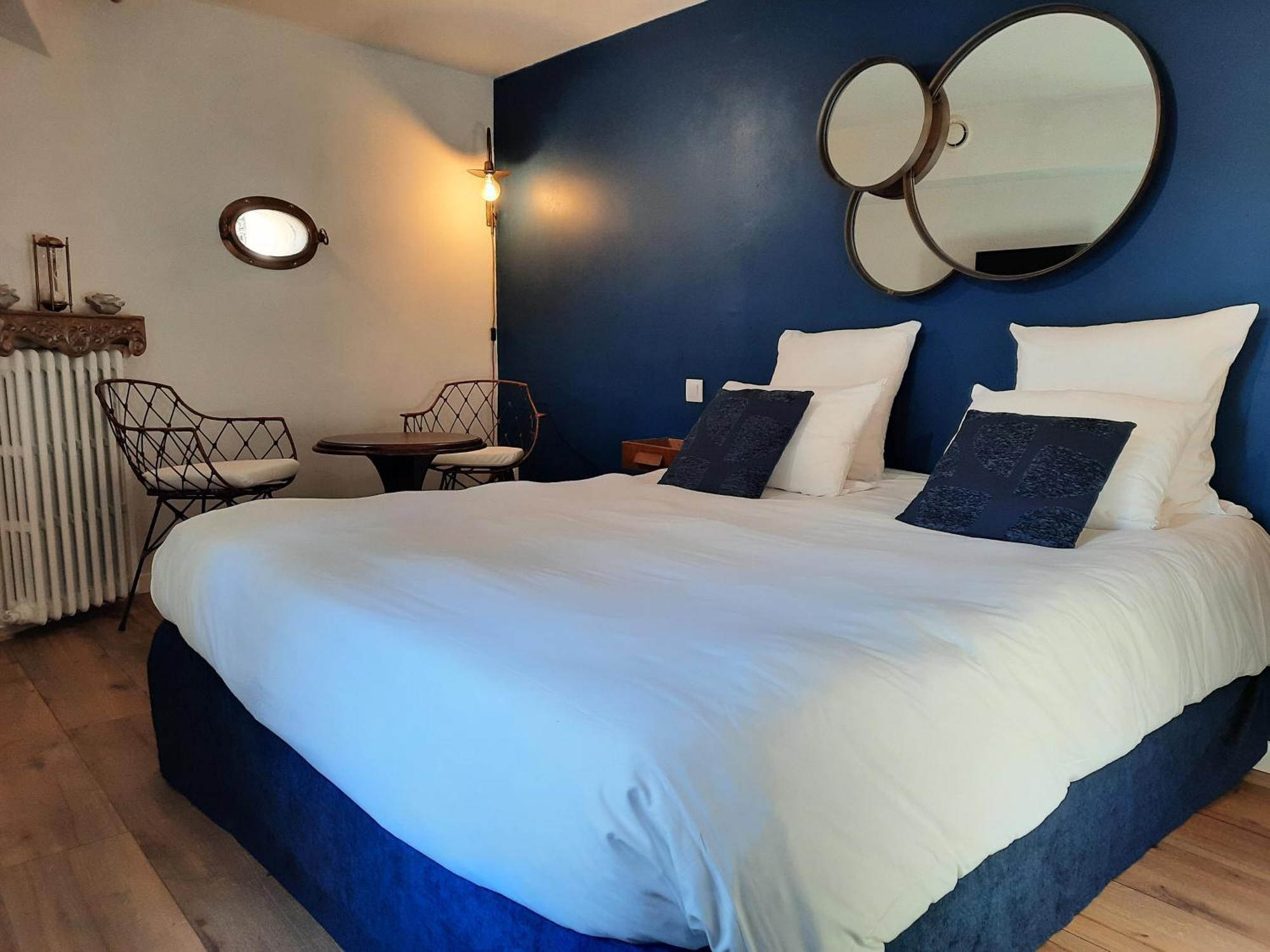 Charme Au Fil De L'Eau Hotel Vendieres Bagian luar foto