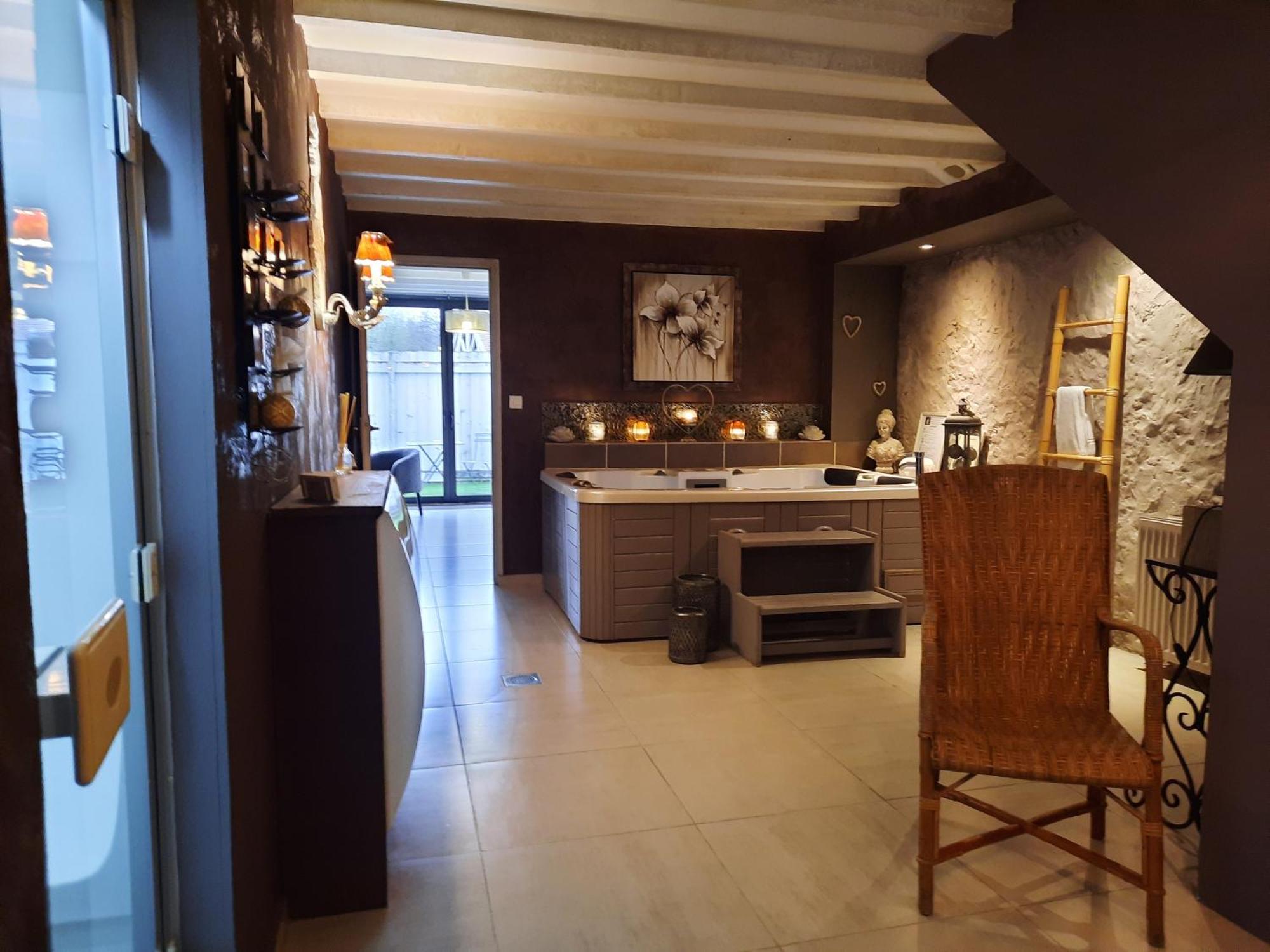 Charme Au Fil De L'Eau Hotel Vendieres Bagian luar foto