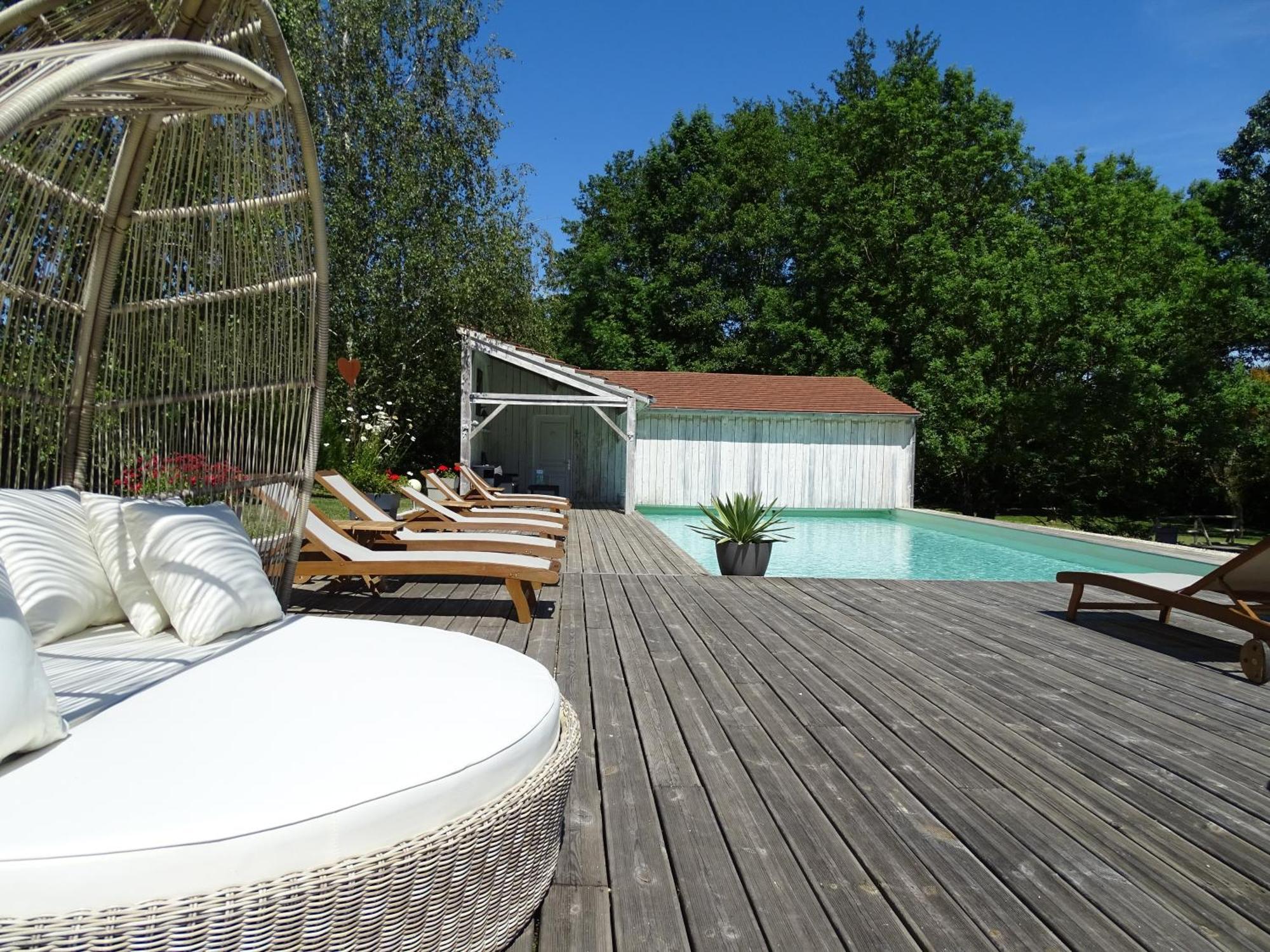 Charme Au Fil De L'Eau Hotel Vendieres Bagian luar foto
